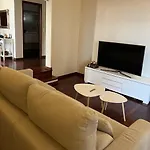 Voyaport - Casa Com Vista O Mar E Aeroporto Nyaraló